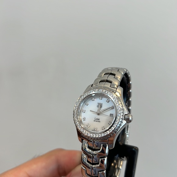 DIAMOND DIAL and DIAMOND BEZEL TAG HEUER LADIES LINK MOTHER OF PEARL QUA… - Picture 4 of 6